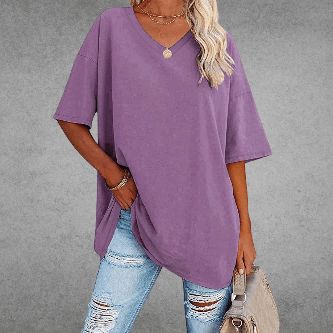 Oversized Shirt met V-hals en Soepele Drapering – Comfortabel & Vrouwelijk – Mirabelle