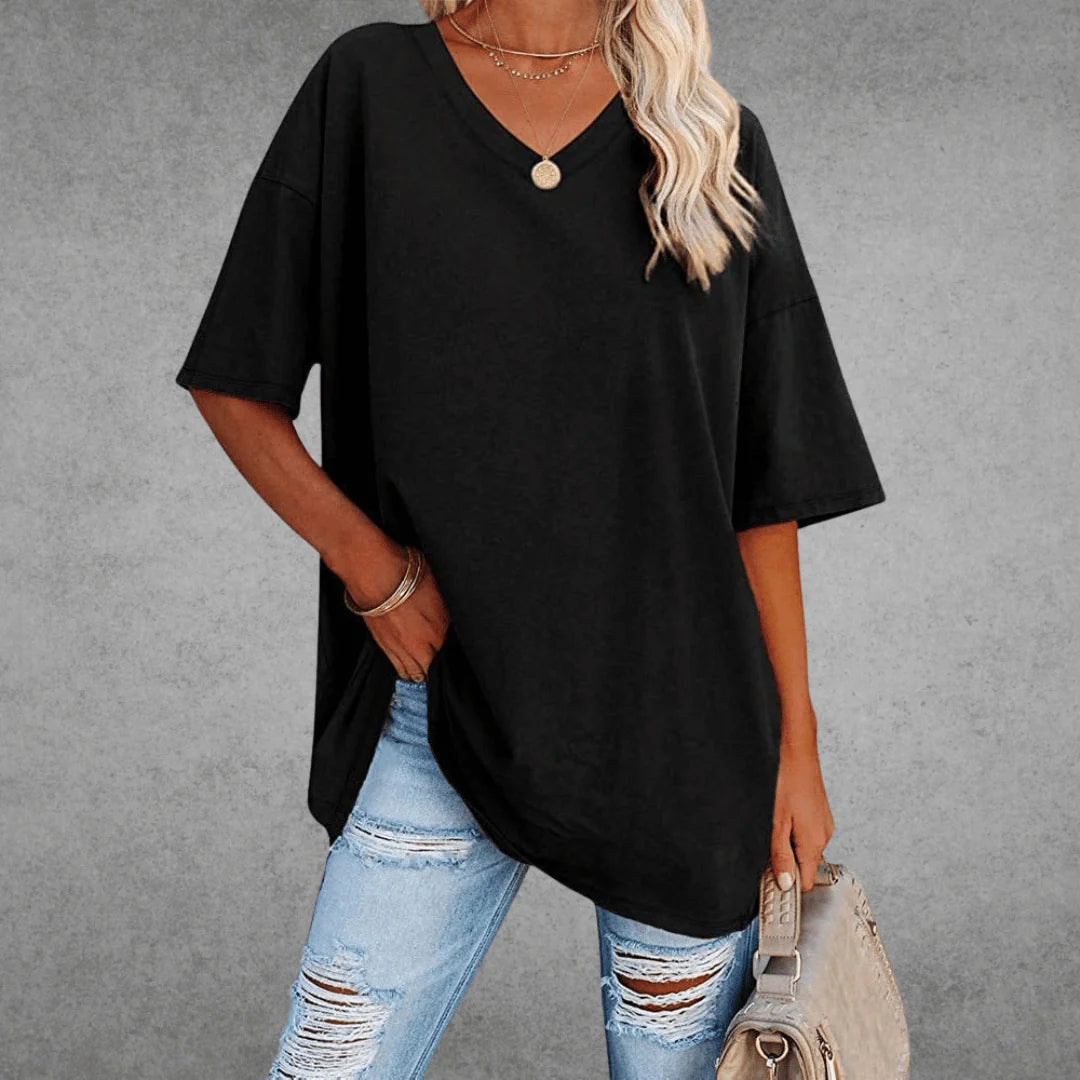Oversized Shirt met V-hals en Soepele Drapering – Comfortabel & Vrouwelijk – Mirabelle
