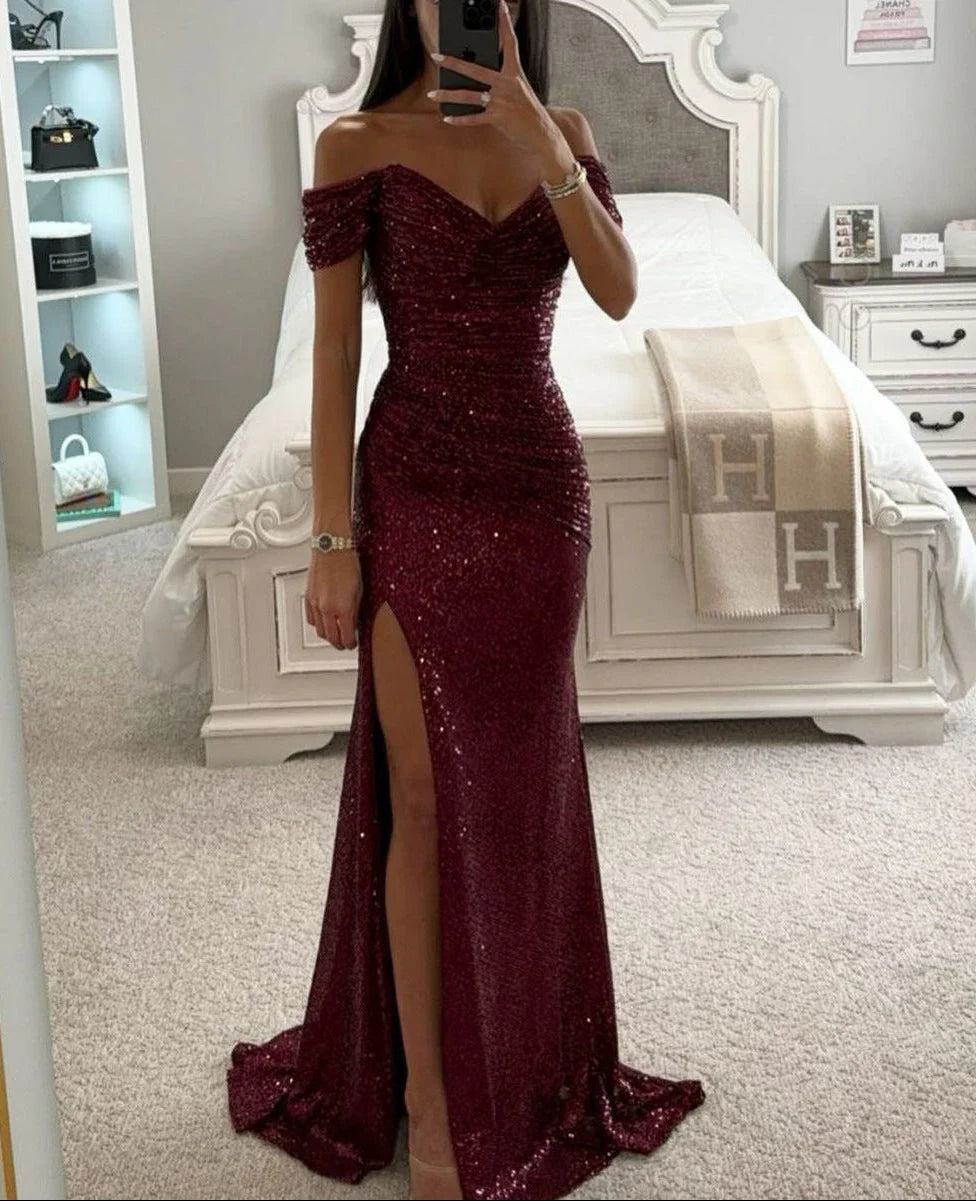 Off-shoulder Pailletten Maxi Jurk met Sweetheart Halslijn en Hoge Zijsplit – Glamoureus & Vrouwelijk – Ophélie