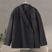 Zwarte blazer dames met reverskraag en diagonale sluiting
