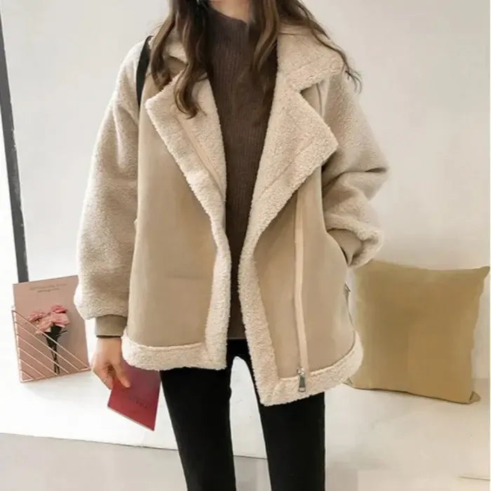 Beige oversized teddy jas dames met brede omslagkraag