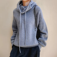 Grijze oversized gebreide trui met trekkoord in de col