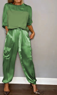 Tweedelige Set met Top met Halve Mouwen en Bijpassende Broek – Verzorgd & Chic – Prunelle