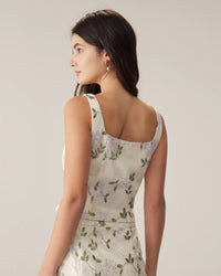 Beige Tanktop met Bloemenprint en Slanke Pasvorm – Vrouwelijk & Veelzijdig – Rinske