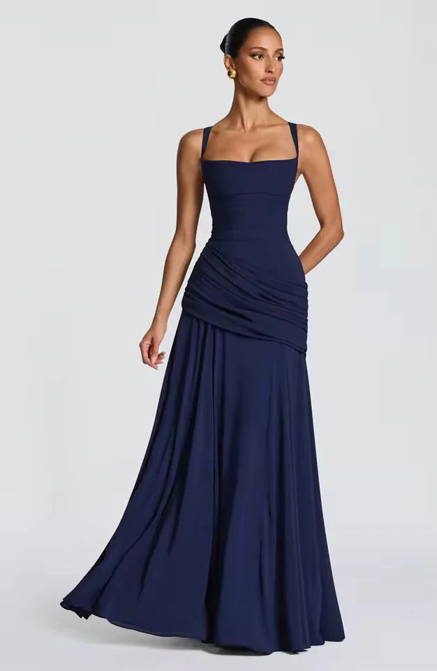 Maxi Jurk met Sweetheart Halslijn en Asymmetrische Plooi – Elegant & Vrouwelijk – Roosmarijn