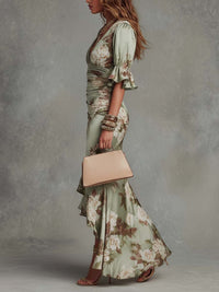 Satijnen Maxi Jurk met Bloemenprint en Diepe V-hals – Romantisch & Elegant – Sabine