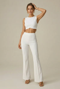 High Waist Flared Broek met Wijde Pijpen en Stretch Taille – Elegant & Flatterend – Sévrienne