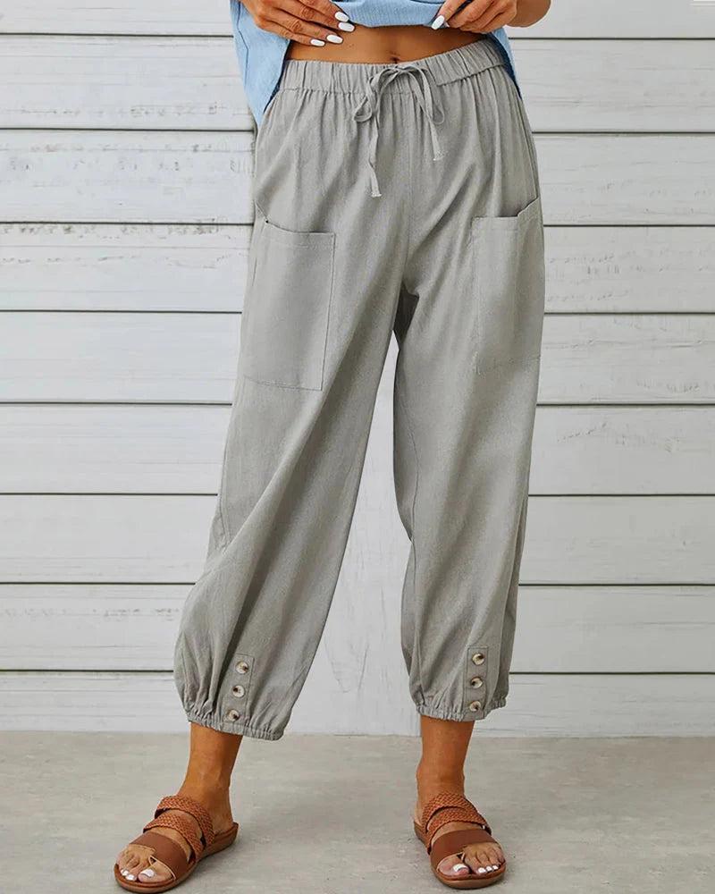 Broek met Hoge Taille, Rechte Pijpen en Knoopdetails – Verzorgd & Veelzijdig – Sévrine