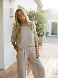 Tweedelige Set met Boxy Top en Wijde Broek – Verfijnd & Zomers – Solaine