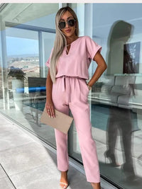 Jumpsuit met V-hals, Korte Mouwen en Wijde Pijpen – Elegant & Comfortabel – Sylvanne