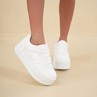 Witte Sneakers met Plateauzool en Ademend Bovenwerk – Comfort & Stijl – Tessa