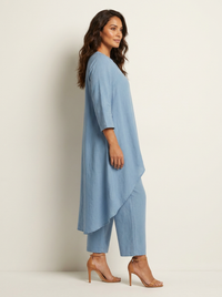 Lichtblauwe tuniekset met broek van opzij
