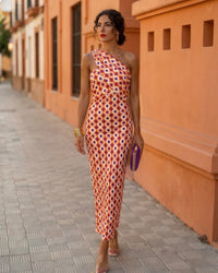 Asymmetrische Midi Jurk met Eén Blote Schouder en Geometrische Print – Elegant & Modern – Vaëlle