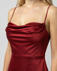 Dames Maxi Jurk met Hoge Split en Elegante Pasvorm – Stijlvol & Tijdloos – Vaésélisse