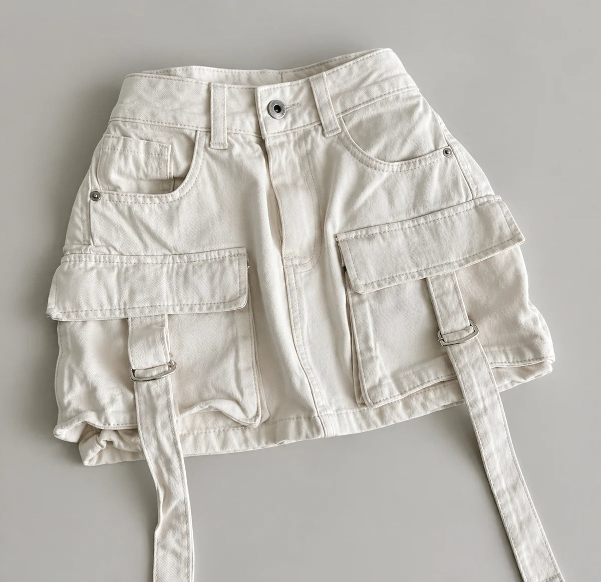 Dames Denim Minirok met A-Lijn Pasvorm en Meerdere Zakken – Casual & Trendy – Vionéra
