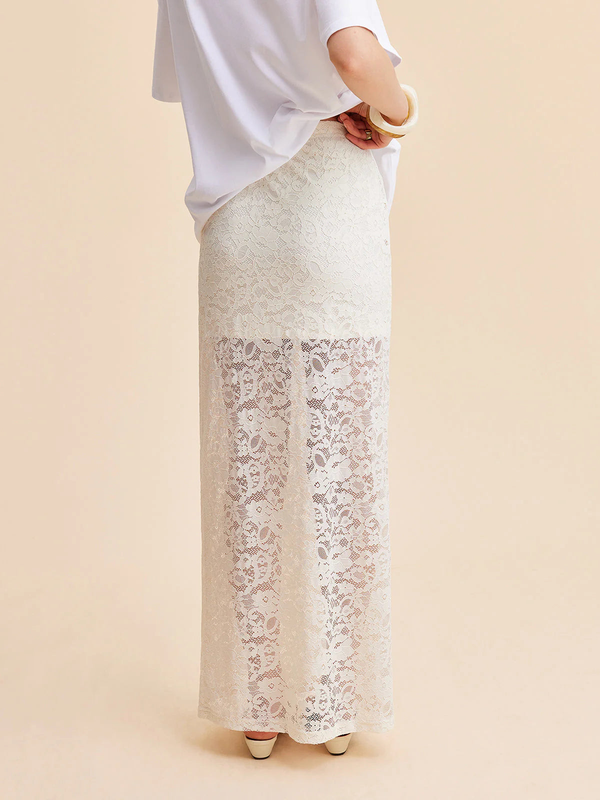 Beige Semi-Transparante Kanten Maxi Rok – Elegant & Flatterend – Wikke