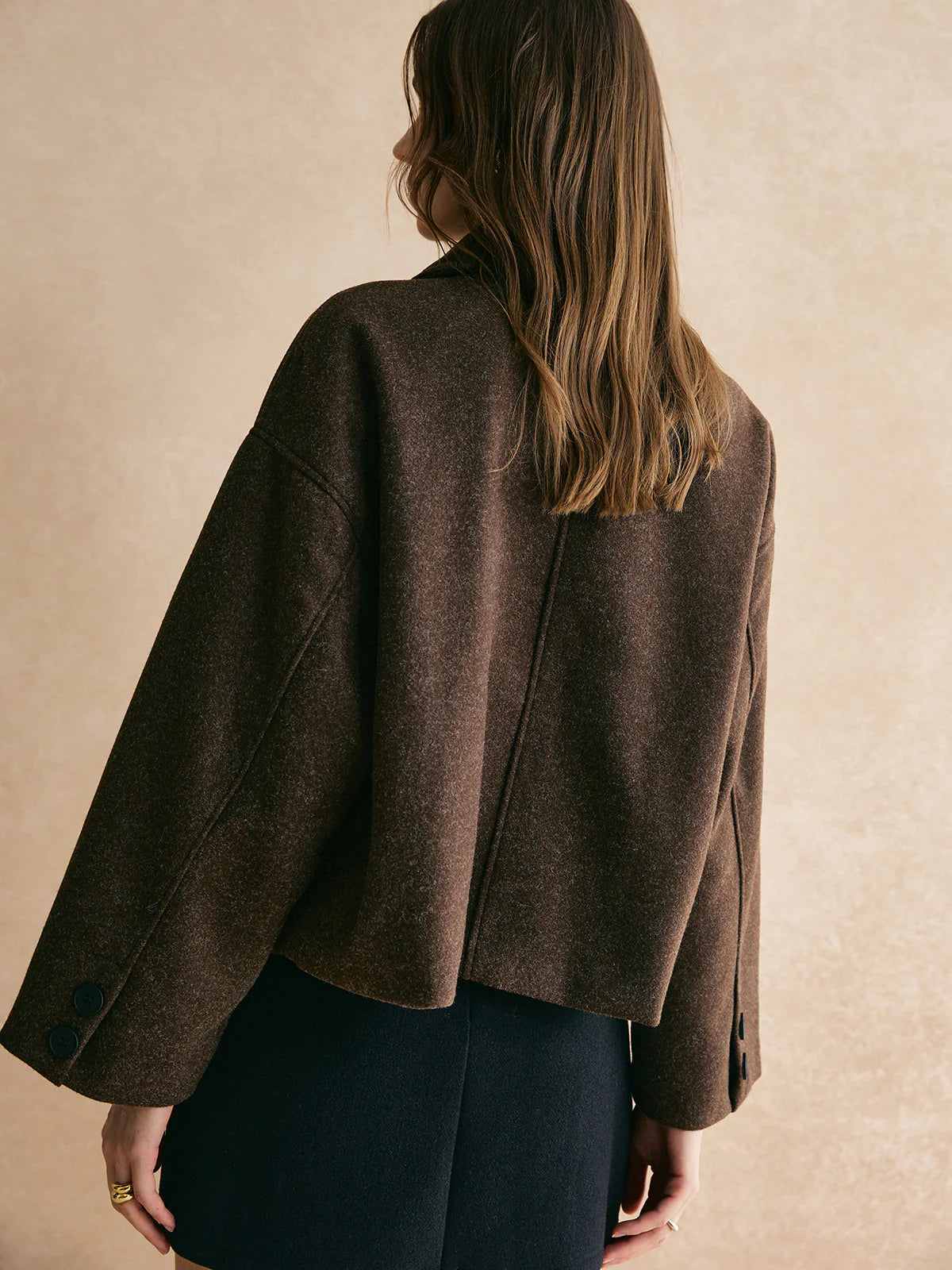 Dames Donkerbruine Boxy Fit Blazer – Tijdloos & Elegant – Zoréllane